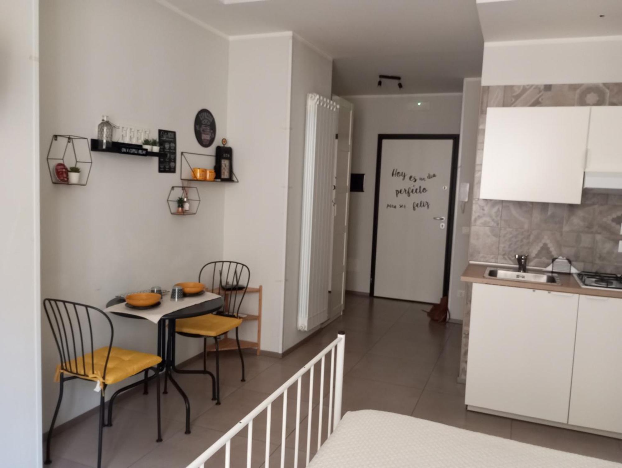Holidaystudio Appartamento In Centro Salerno Buitenkant foto